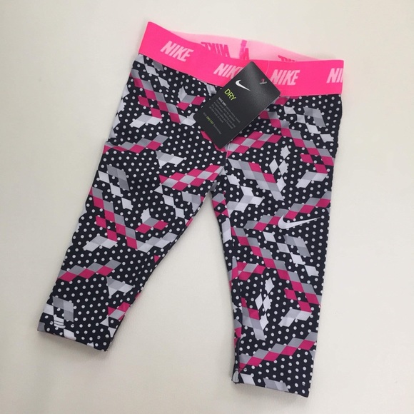 Nike Other - Nike Cute crop leggings girl bottoms 6221